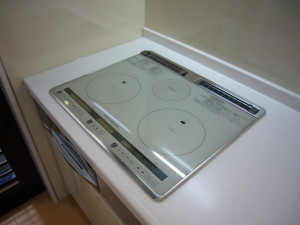 IHクッキングヒーターは掃除がしやすいので人気です